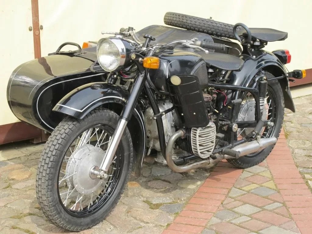 Мотоцикл днепр мт 10. Мотоцикл урал лошадиные силы. Мотоцикл урал 1940. Днепр мт 11 с коляской. Мотоцикл м71 урал лошадиные силы.