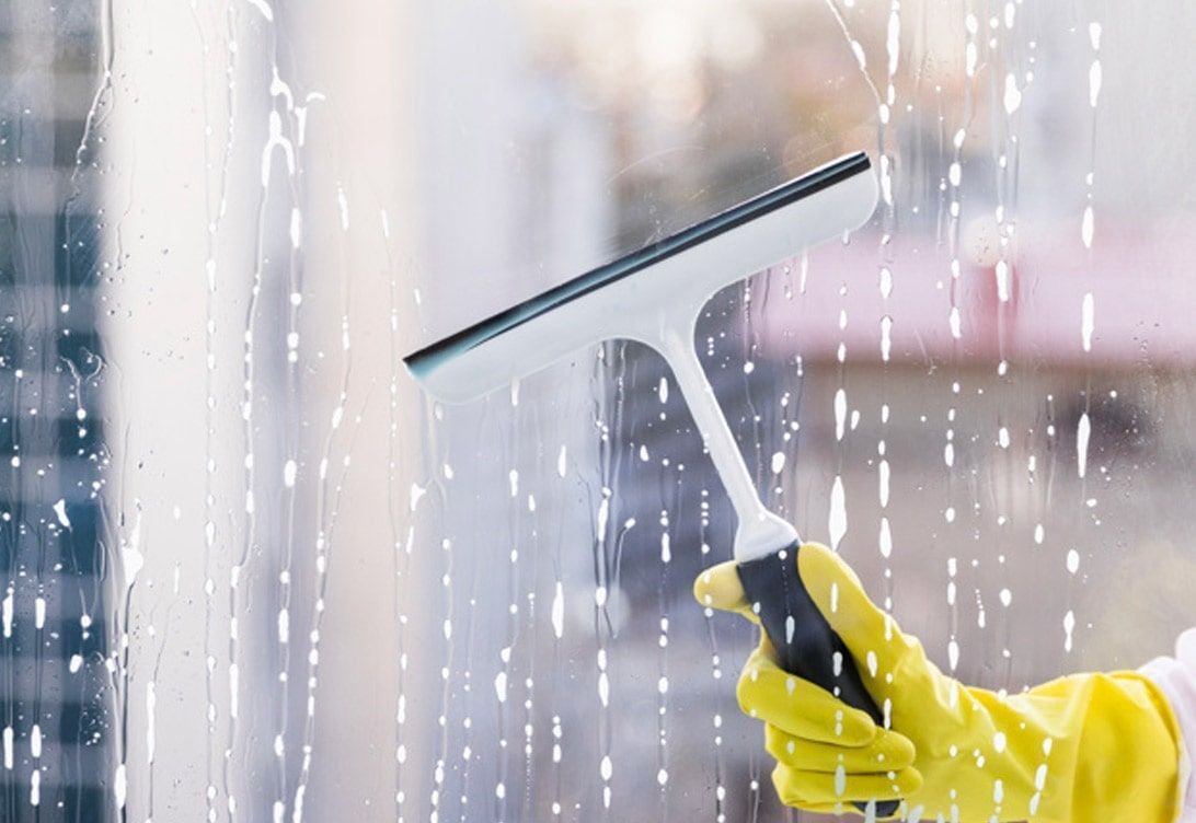 Зачем мыть окна в доме