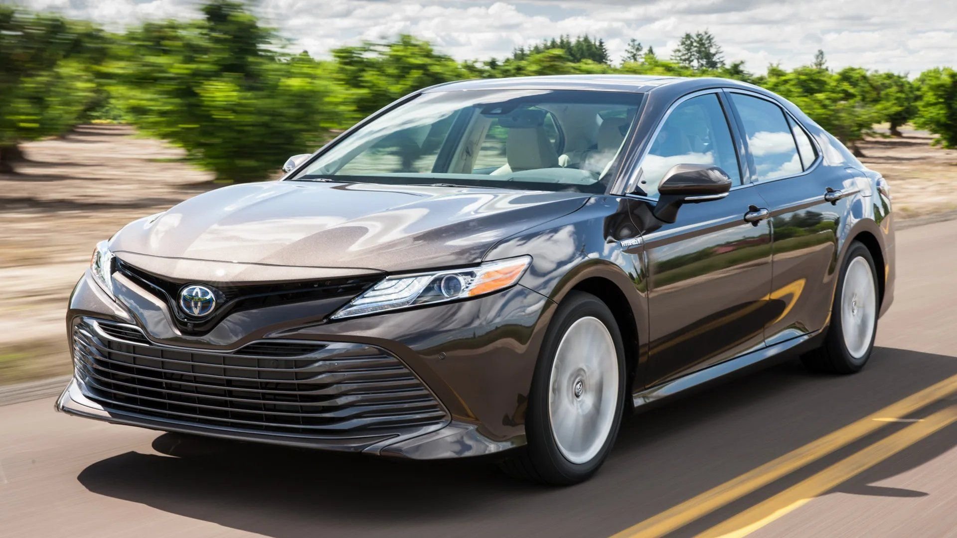 Toyota Camry SX 2015