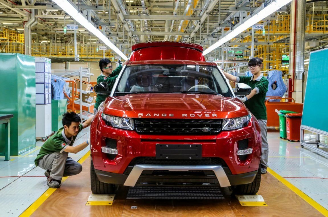 Производство бренда. Словакия завод ленд Ровер. Чери Рендж Ровер. Chery Jaguar Land Rover. Jaguar Land Rover завод.