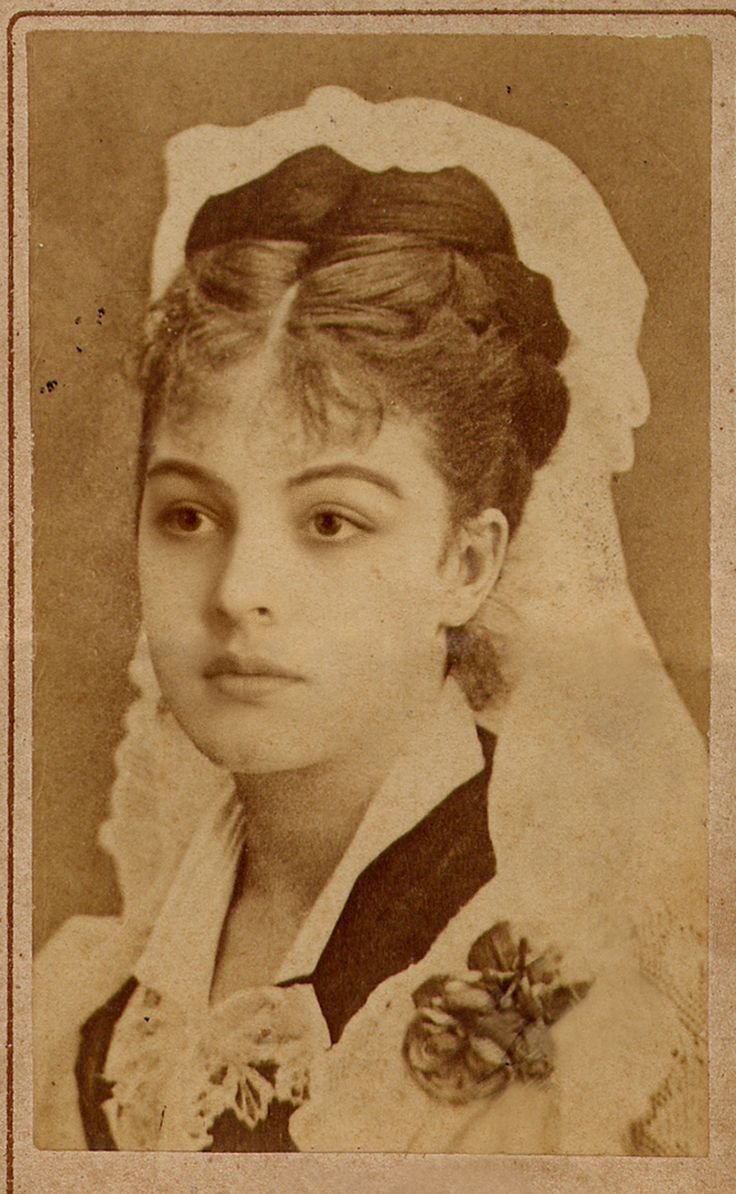 абдульхамид фатма султан. турецкая принцесса гвашемаш. гюльджемаль кадын эфенди. бидар кадын эфенди актриса. тиримюжган кадын эфенди.