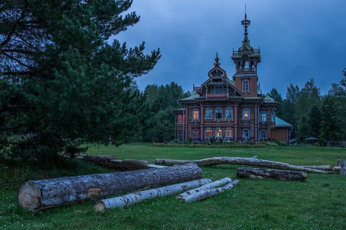 Костромской терем. Терем в Асташово в Костромской области. Асташово Лесной Терем. Лесной Терем Асташово в Костромской. Терем Осташево Чухломской район.