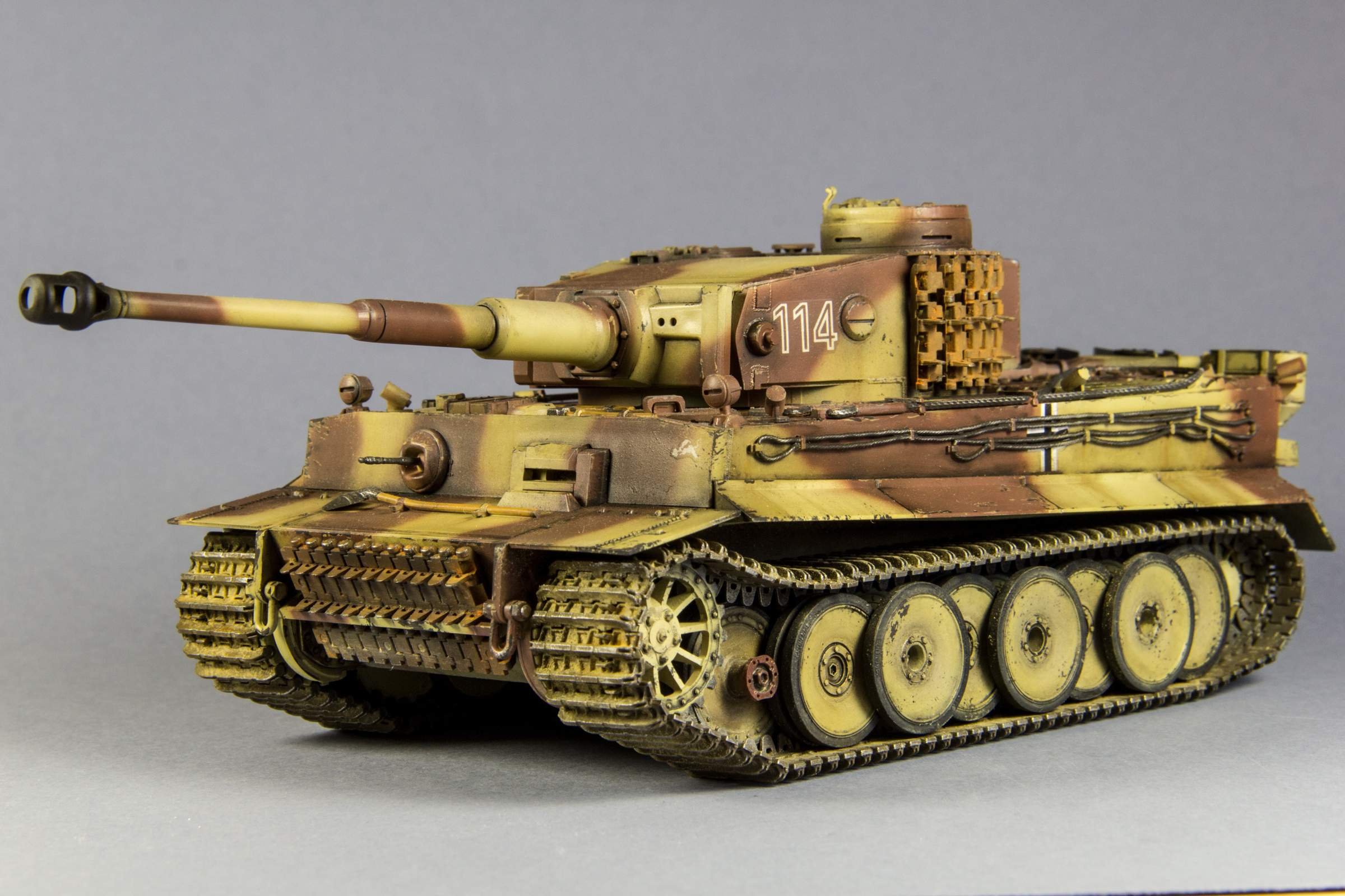 PZ vi Tiger zvezda 1/35 3589