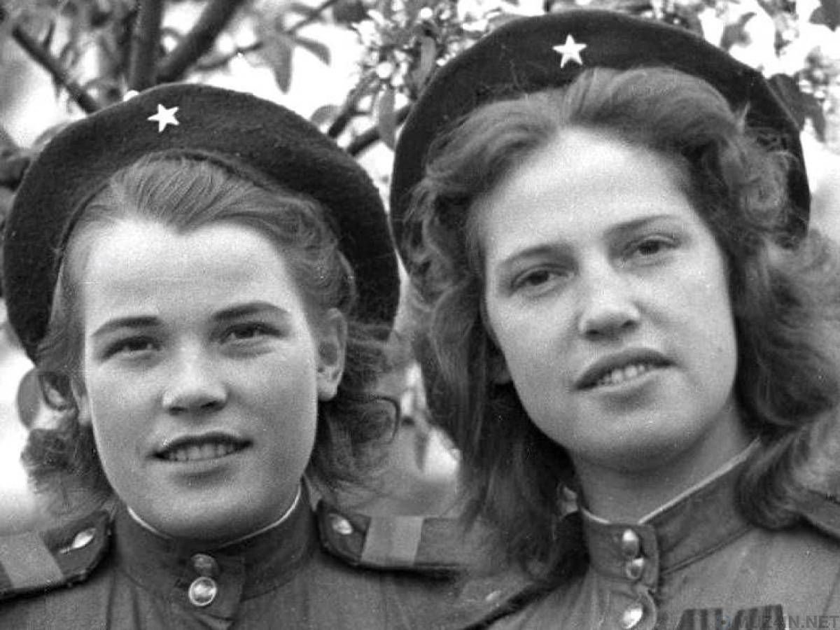 Женские прически 1945 года фото