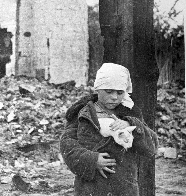 Дети войны черно белое фото