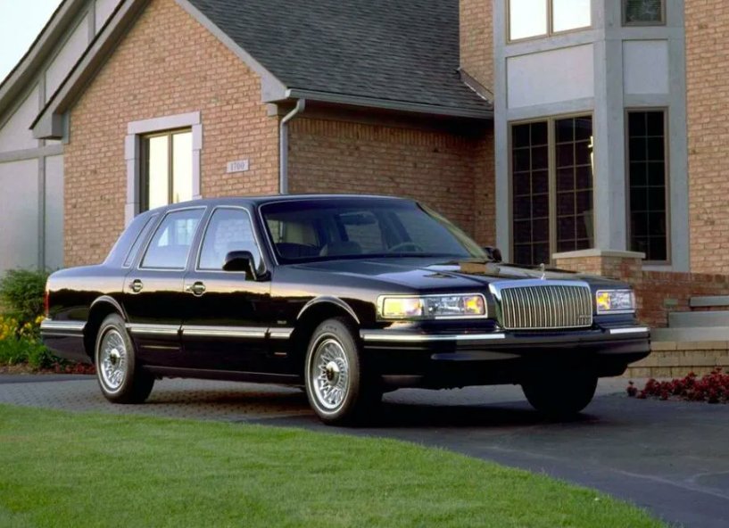 На каких машинах ездили в 90. Машины бандитов из 90х. Бандитские машины 90-х. Бмв из 90 х вид спереди. Машины 90-х россия.