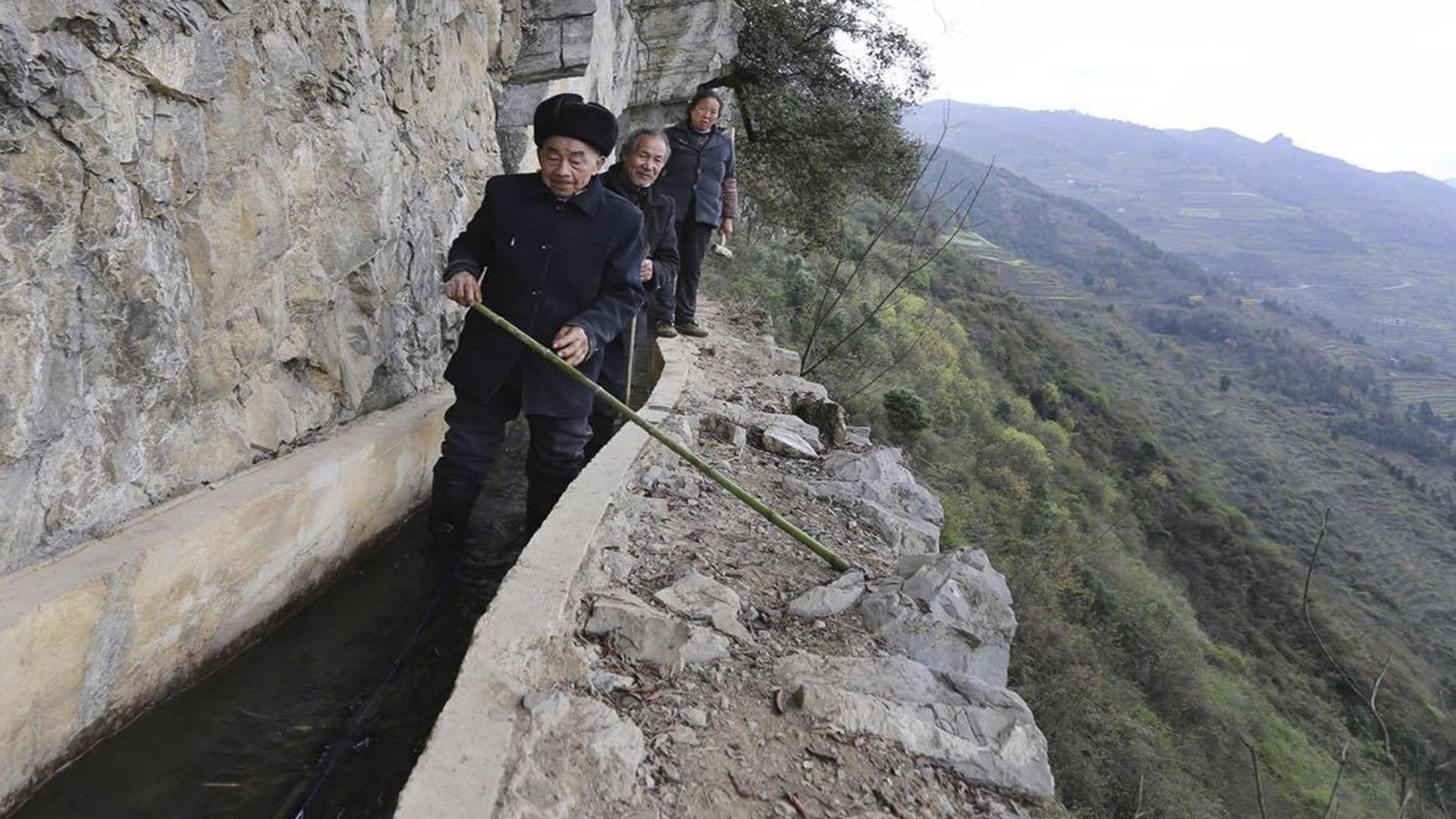 коринфский канал. коринфский канал в греции. прорыл канал. прорыл канал. коринфский канал.