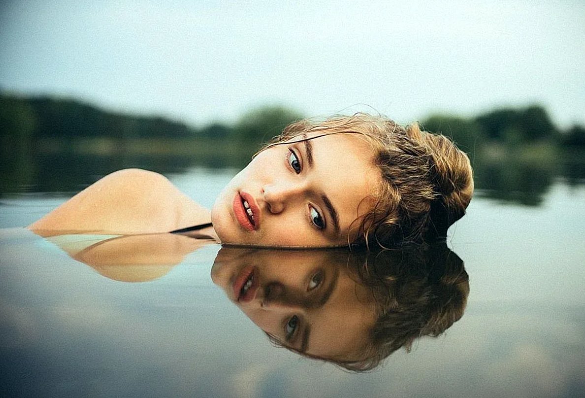 Фото в воде с зеркалом