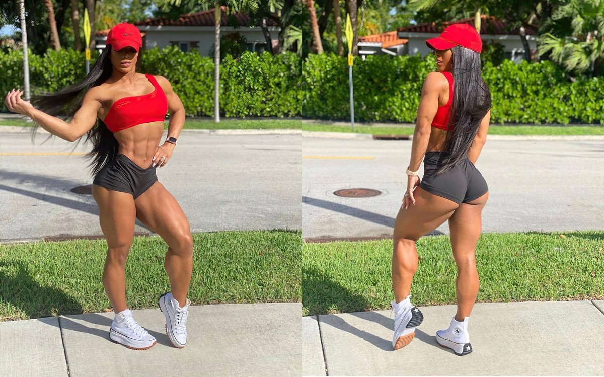 Yarishna Ayala фигура