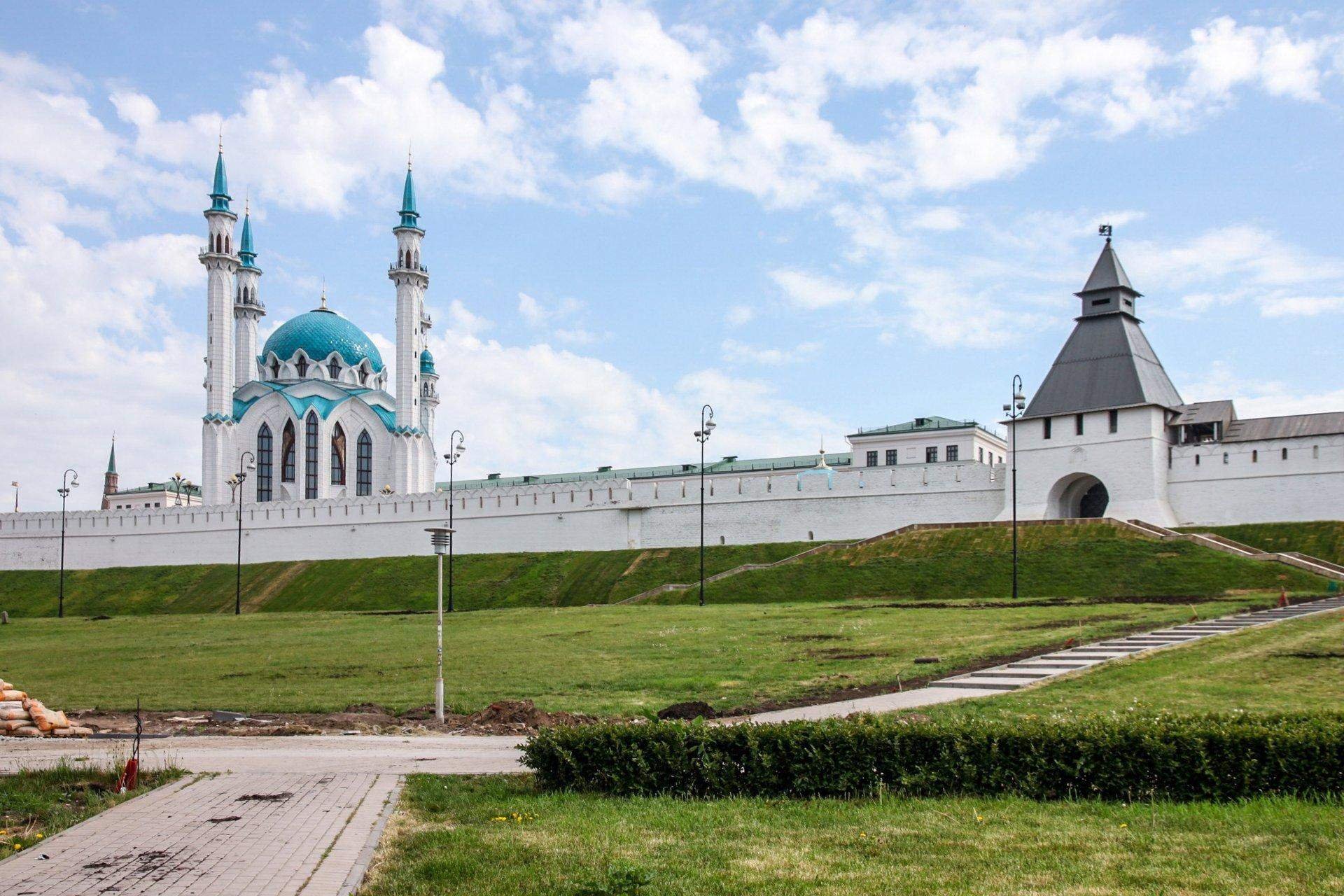 Казанский кремль фото черно белое