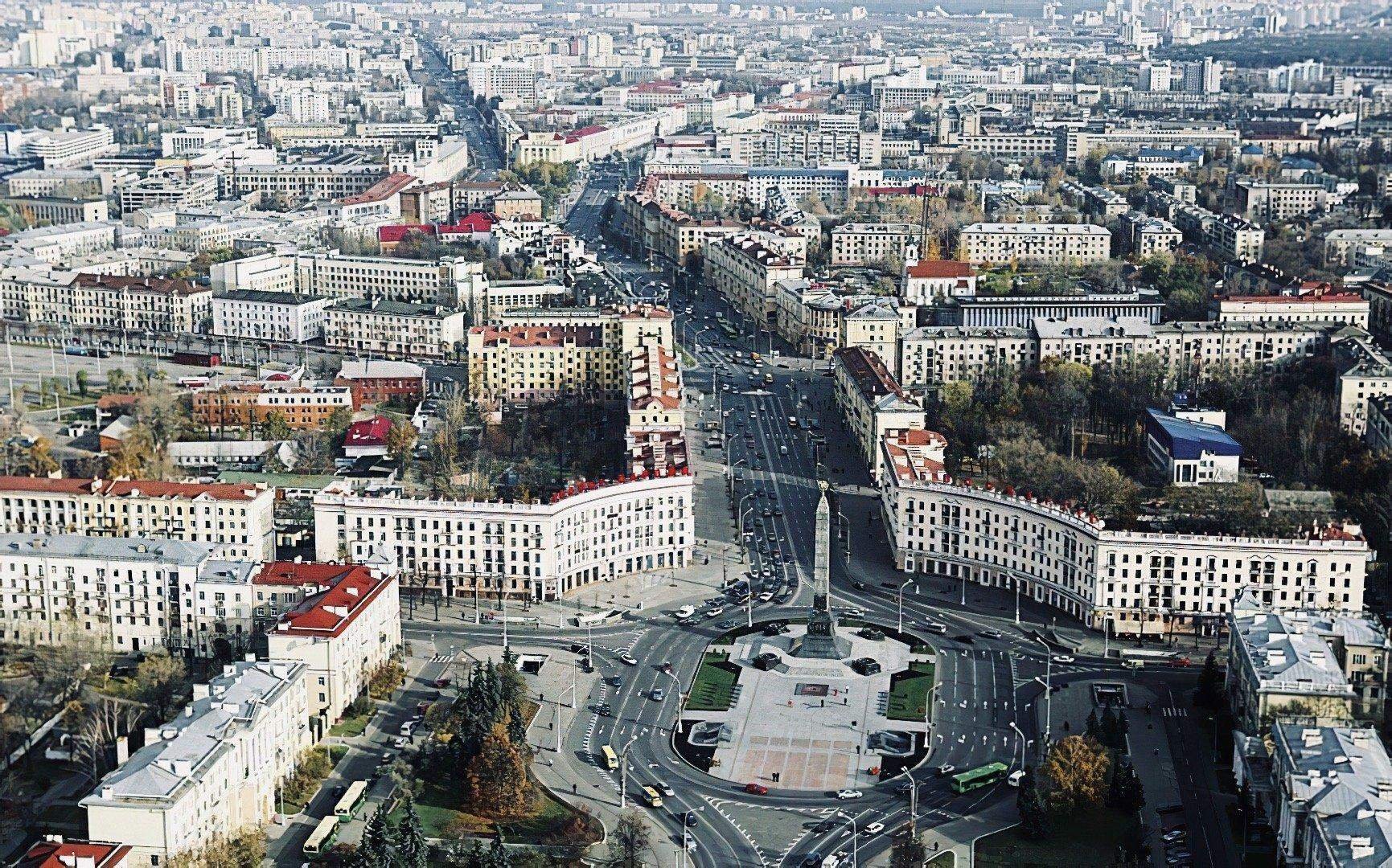 в минске центральная площадь