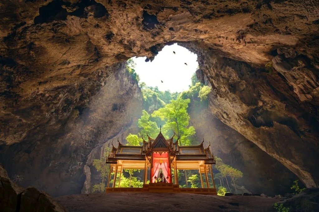 Великая пещера. Phraya Nakhon, Таиланд. Пещера Phraya Nakhon. Пещера Прайя Накхон (Phraya Nakhon Cave). Таиланд. Пещера Phraya Nakorn.