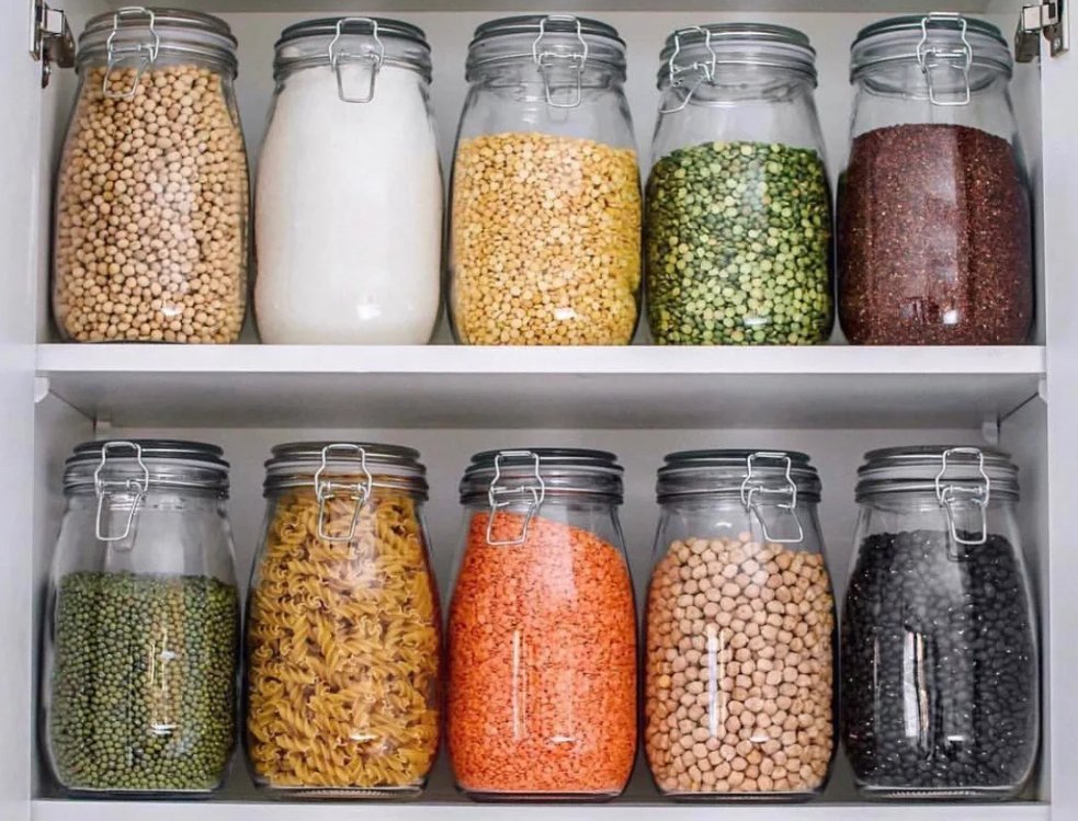 Хранение сыпучих продуктов. Продукты длительного хранения для выживания. Ёмкости для хранения сыпучих продуктов на кухне. Хранение круп в пакетах. Хранение риса.