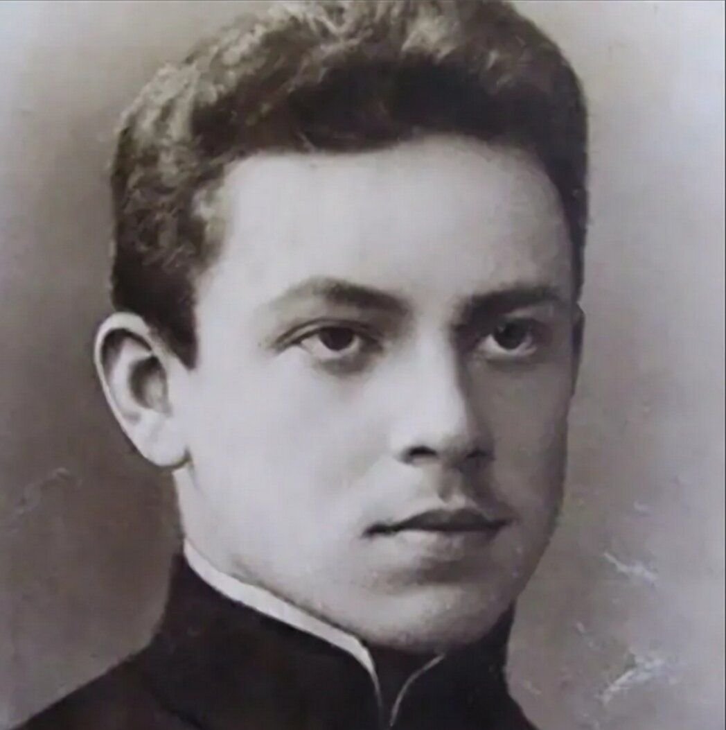 Ю н тынянов. Юрий тынянов писатель. Тынянов лингвист. Писатель тынянов. Тынянов юрий николаевич.