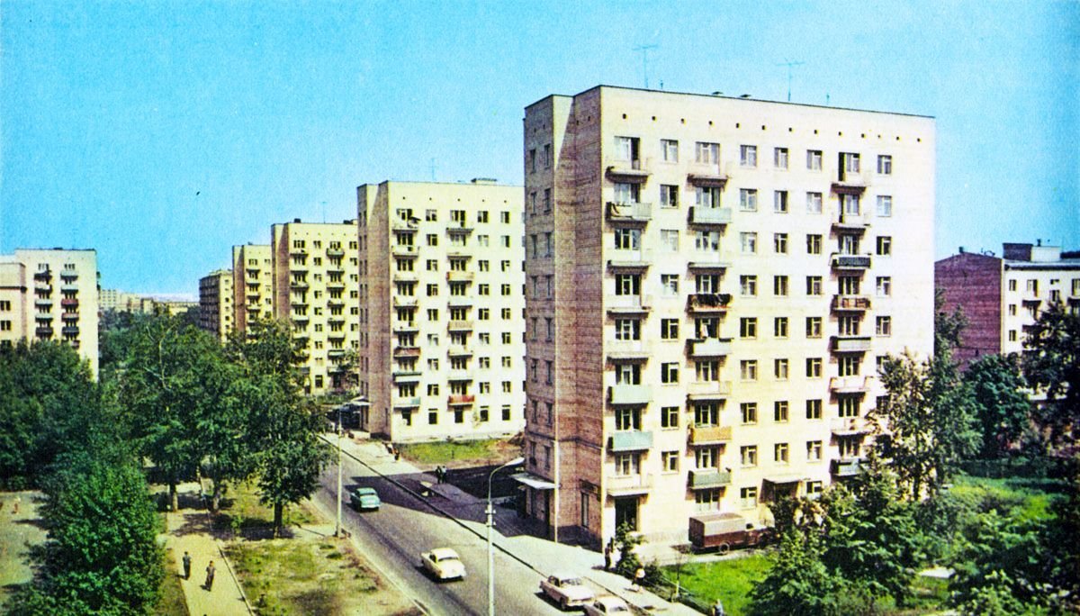 Фото домов ссср. СССР 1960 дома в Москве. Жилые здания 1960-1970 СССР. Хрущёвки в Москве 1960. Советские жилые здания.