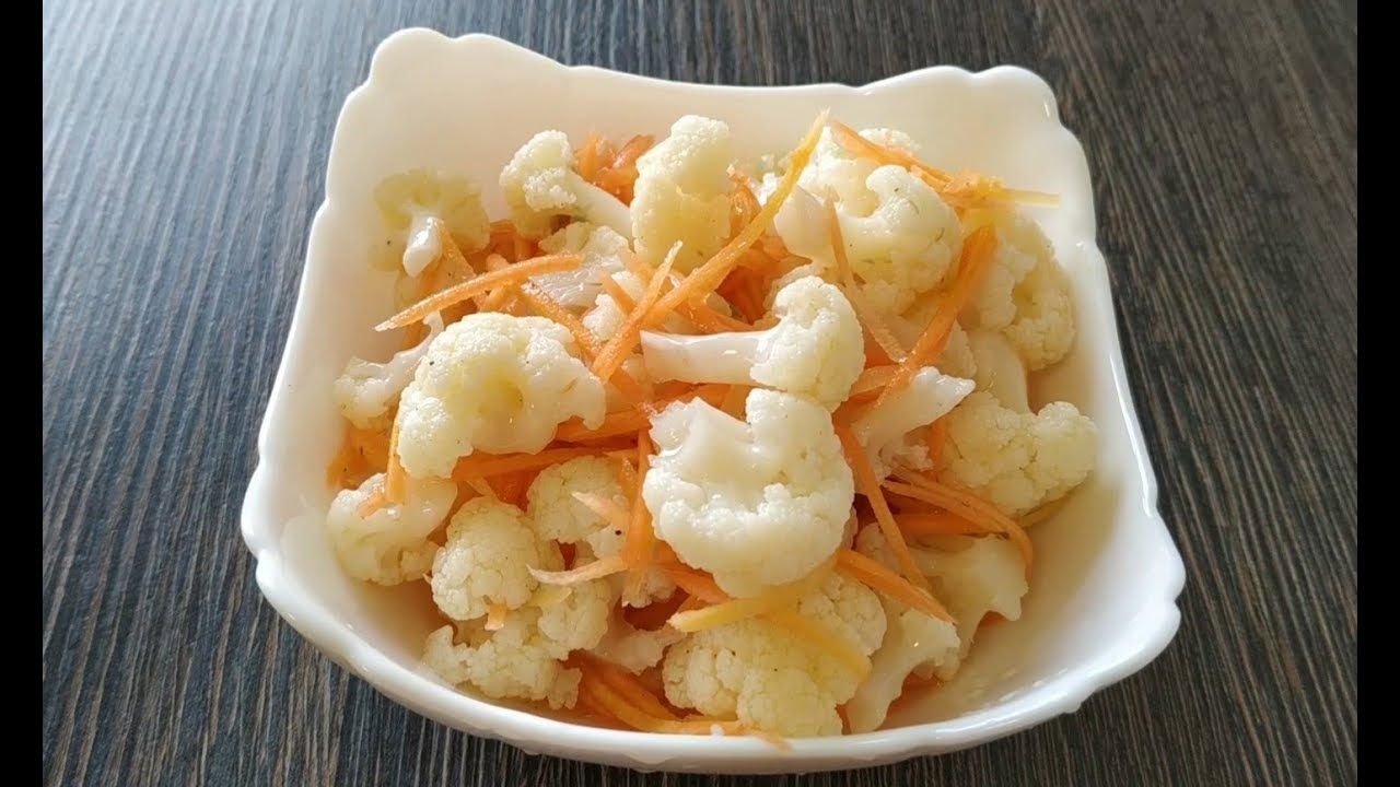 цветная капуста соленая. засолить цветную капусту рецепт. цветная капуста соленая. соления из цветной капусты. корейская морковка с цветной капустой.