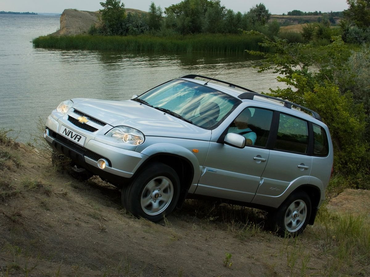 Меняю ниву шевроле. Chevrolet Niva 2009. Шевроле Нива 212300-55. Chevrolet Niva комплектация 55. Chevrolet Niva 21.