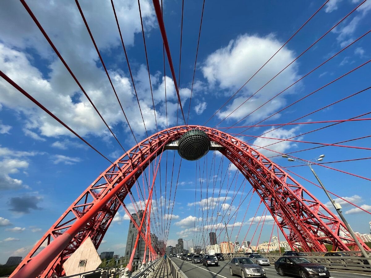 живописный мост ночью