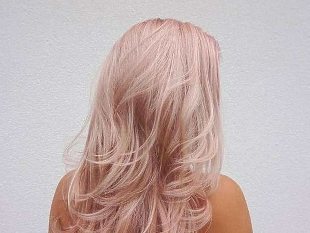 Как сделать бежево розовый цвет на волосах