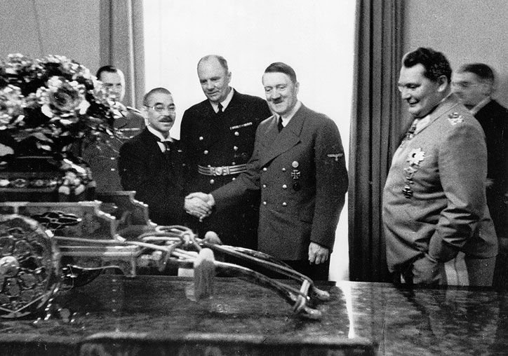 Молотов и гитлер в берлине
