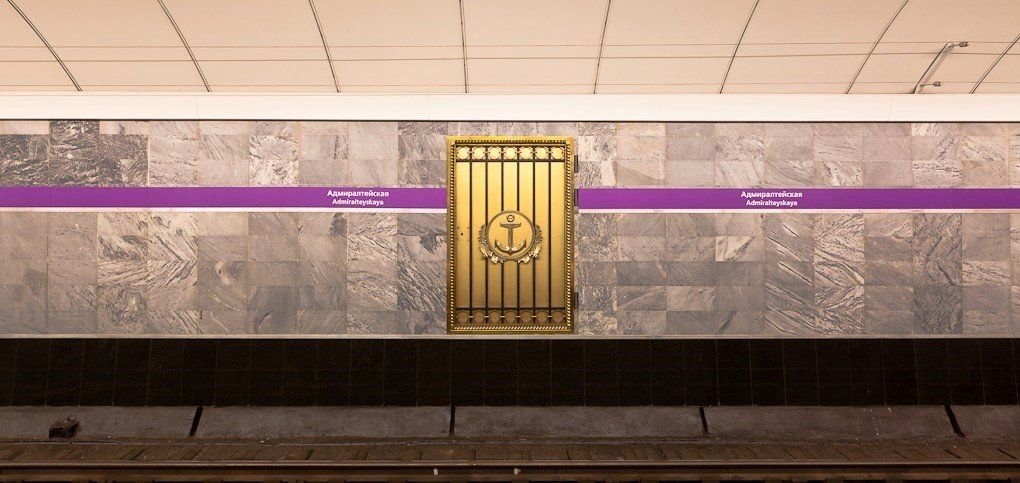 Двери в метро санкт петербурга