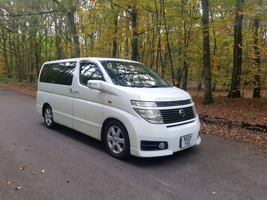 Nissan Elgrand 2003