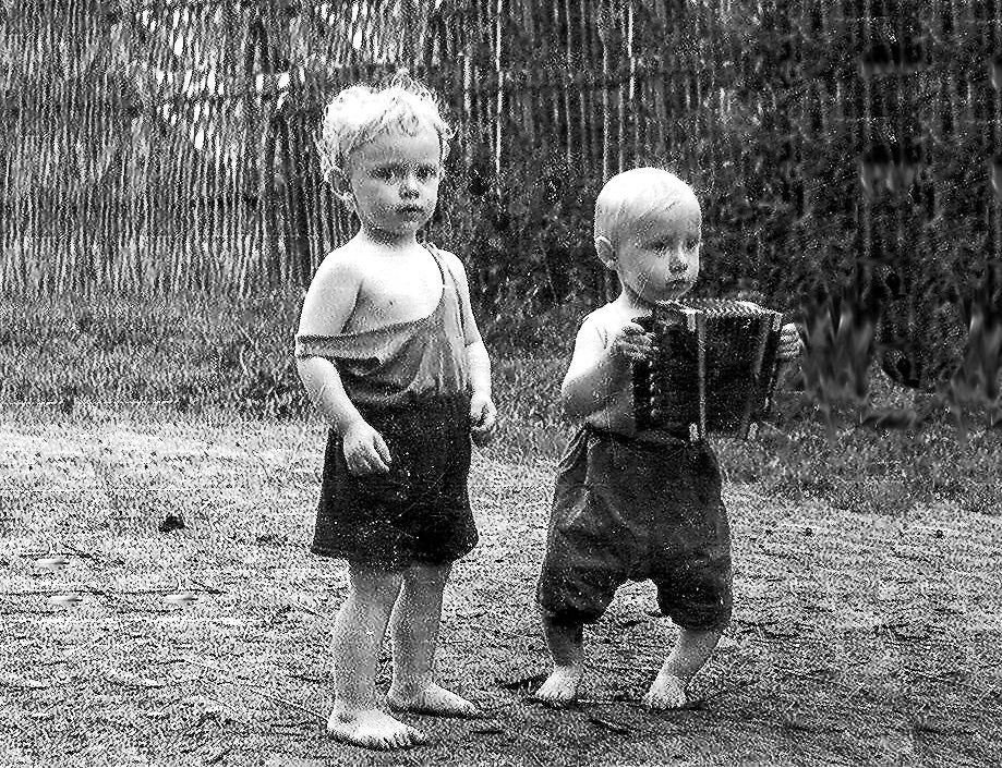 Родом из детства счастливая я. Босоногое детство СССР. Советские дети летом. Счастливое советское детство. Счастливые советские дети.