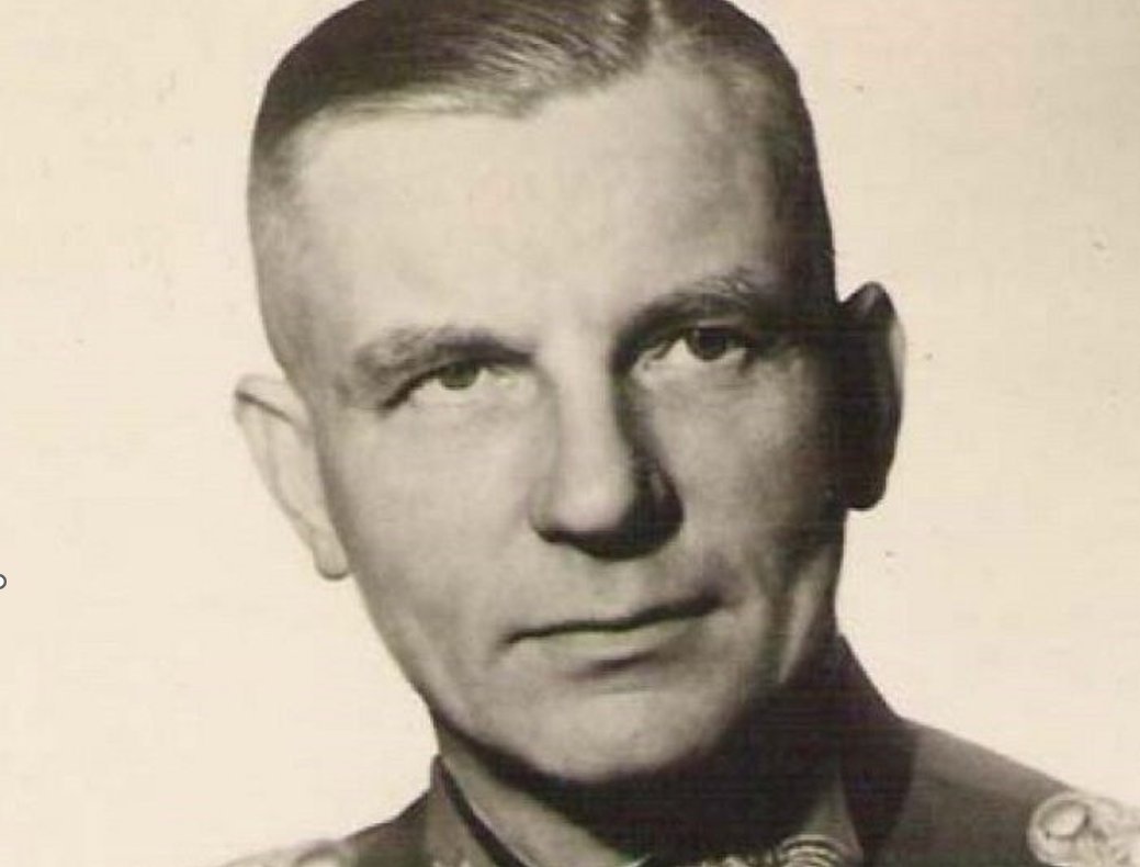 генерал фон типпельскирх. ва́льтер ге́нрих альфре́д ге́рман фон бра́ухич. шапошников борис михайлович. курт фон типпельскирх. курт фон типпельскирх книга.