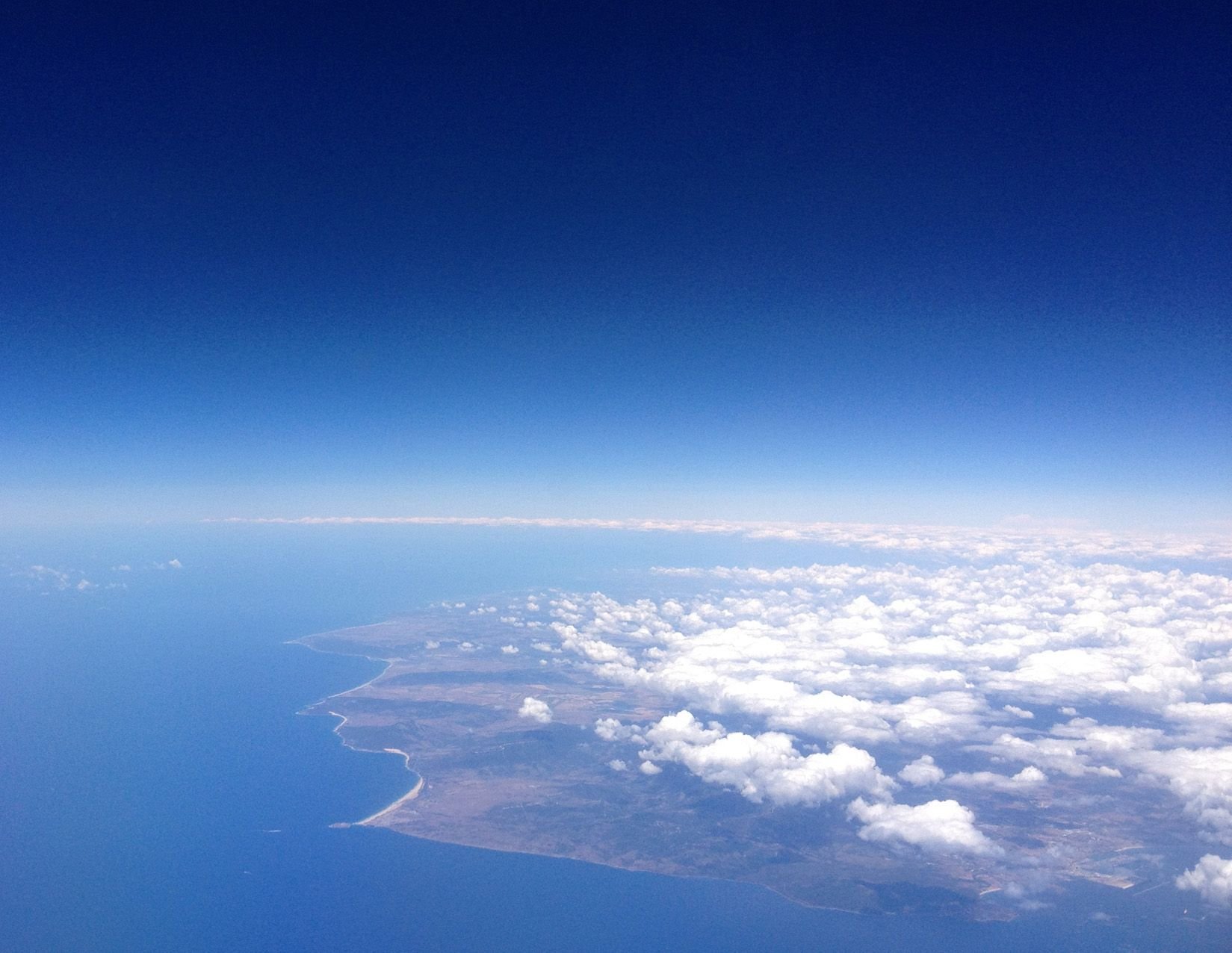 красивое небо. небо с облаками. небо набирает высоту. густые облака. облака.