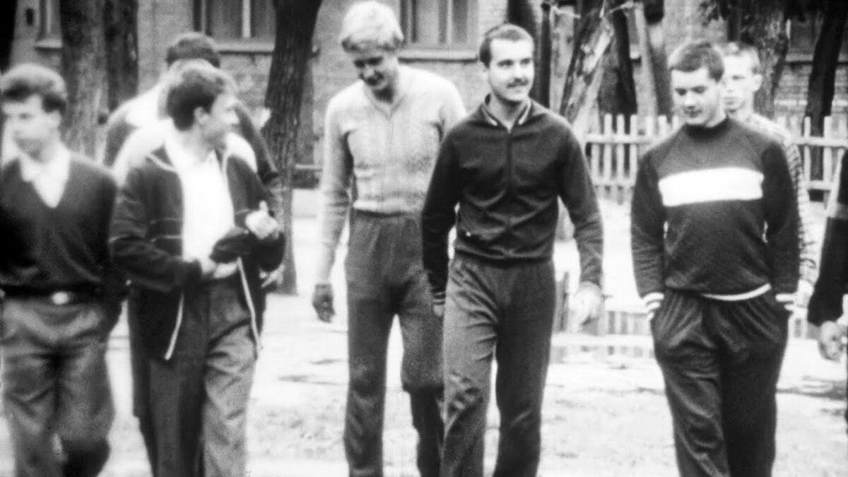 Группировки 70 годов. ОПГ тяп ляп Казань. Группировки Казани 80-х. Группировка тяп ляп. Тяп ляп Казань Криминальная группировка.