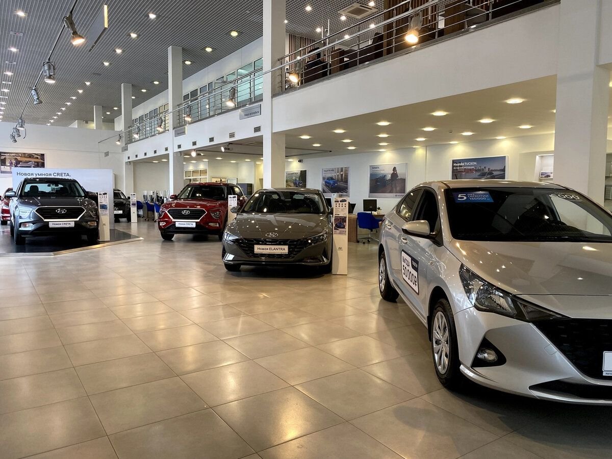 Автодом бмв. Агат hyundai. Киа дилерский центр 2023. Дилерский центр toyota в японии 2022. Авилон geely.