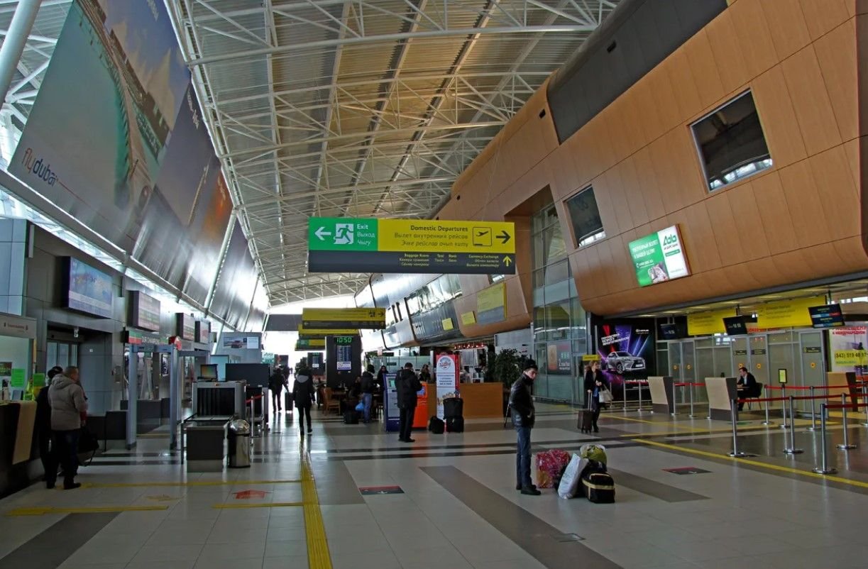 Аэропорт казань международный терминал. Аэропорт казань терминалы. Терминал 1. Аэропорт казань терминал 2. Казан аэропорт терминал 1а.