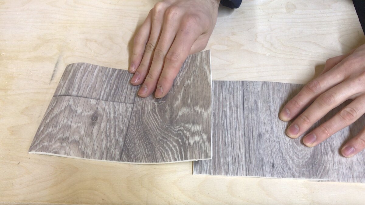 Палка для стыка линолеума. Склеить линолеум встык. Укладка линолеума стык в стык. Настилка линолеума. Клей для стыковки линолеума между собой.