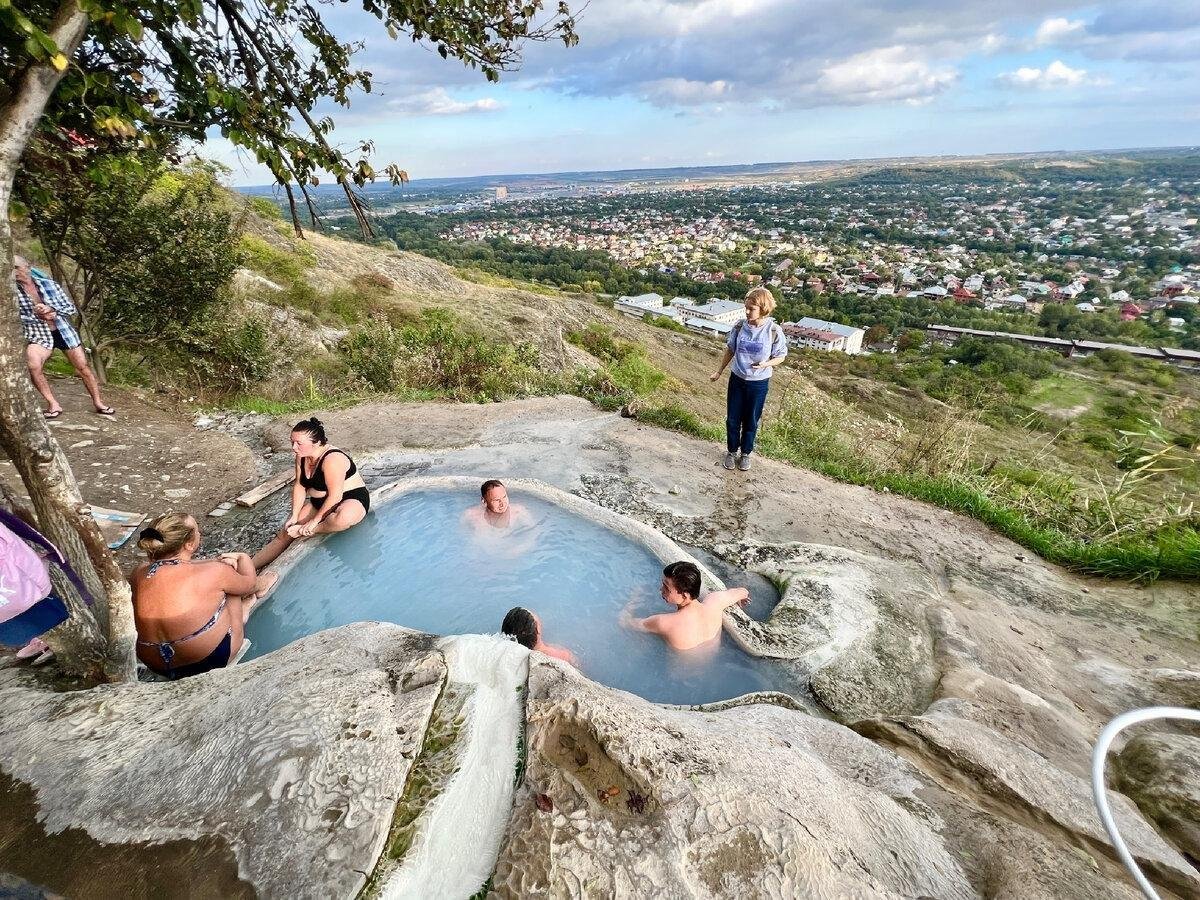 Бесстыжие ванны в пятигорске фото ночью