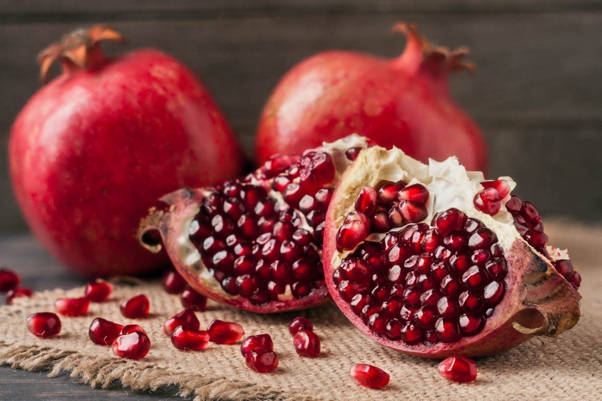 Гранат Pomegranate