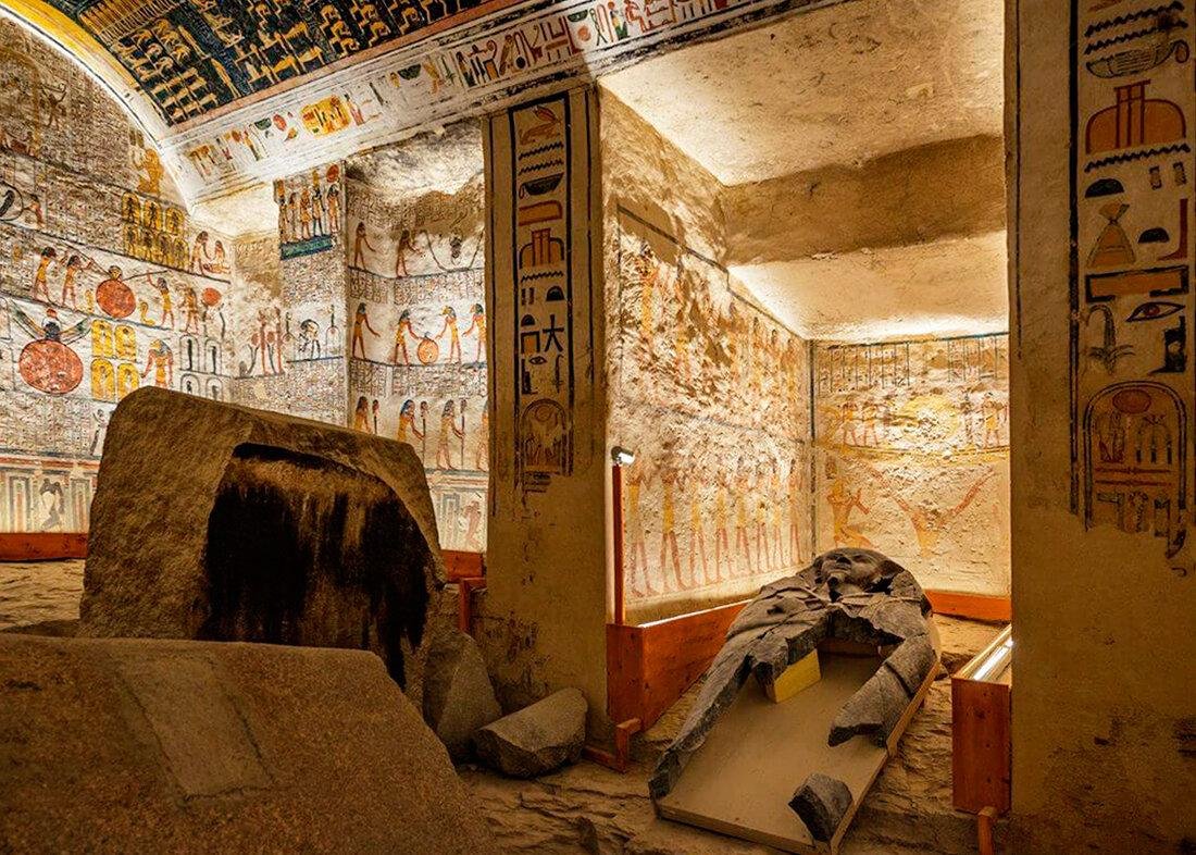 египет пирамиды гробницы