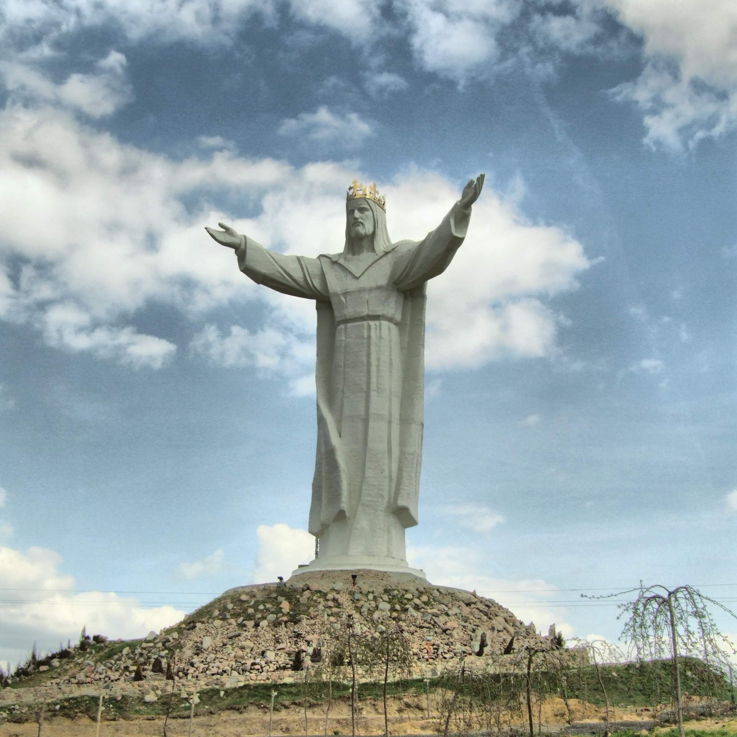 Все статуи иисуса христа