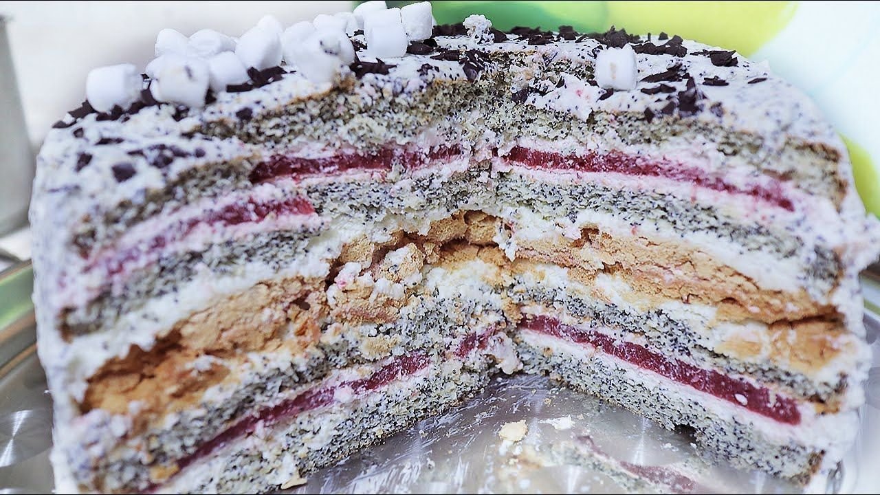 Маковый торт с меренгой