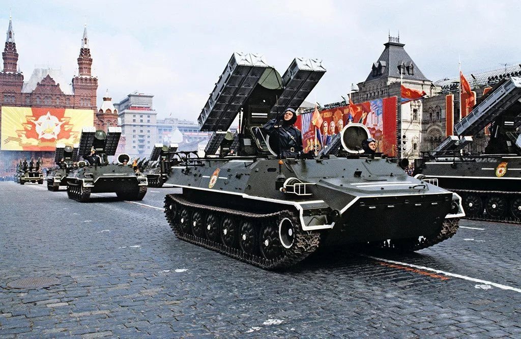 Москва военная техника