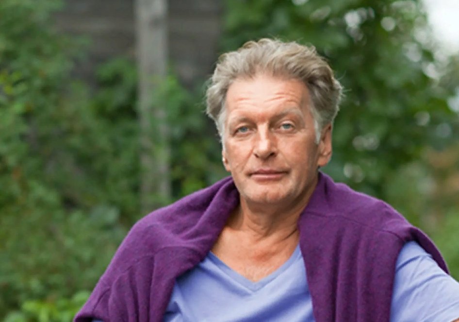 Ведущий фазенды. Фазенда актер колесников. Ведущий фазенды. Ведущий фазенды. Актёр колесников старший.