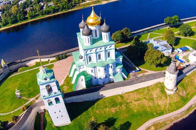 Соборы пскова