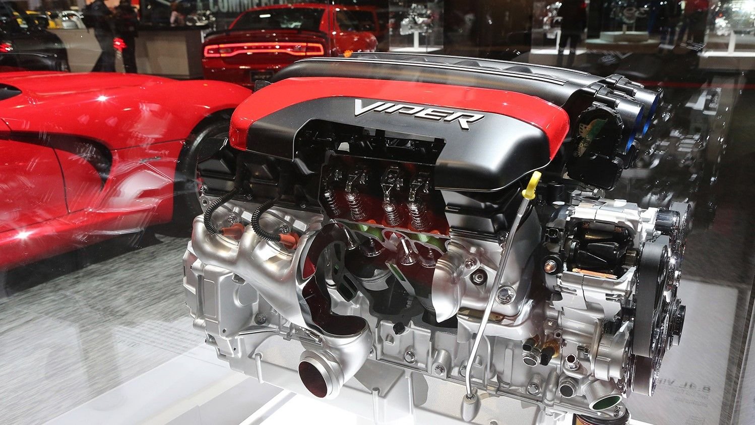 Двигатель dodge Viper v10