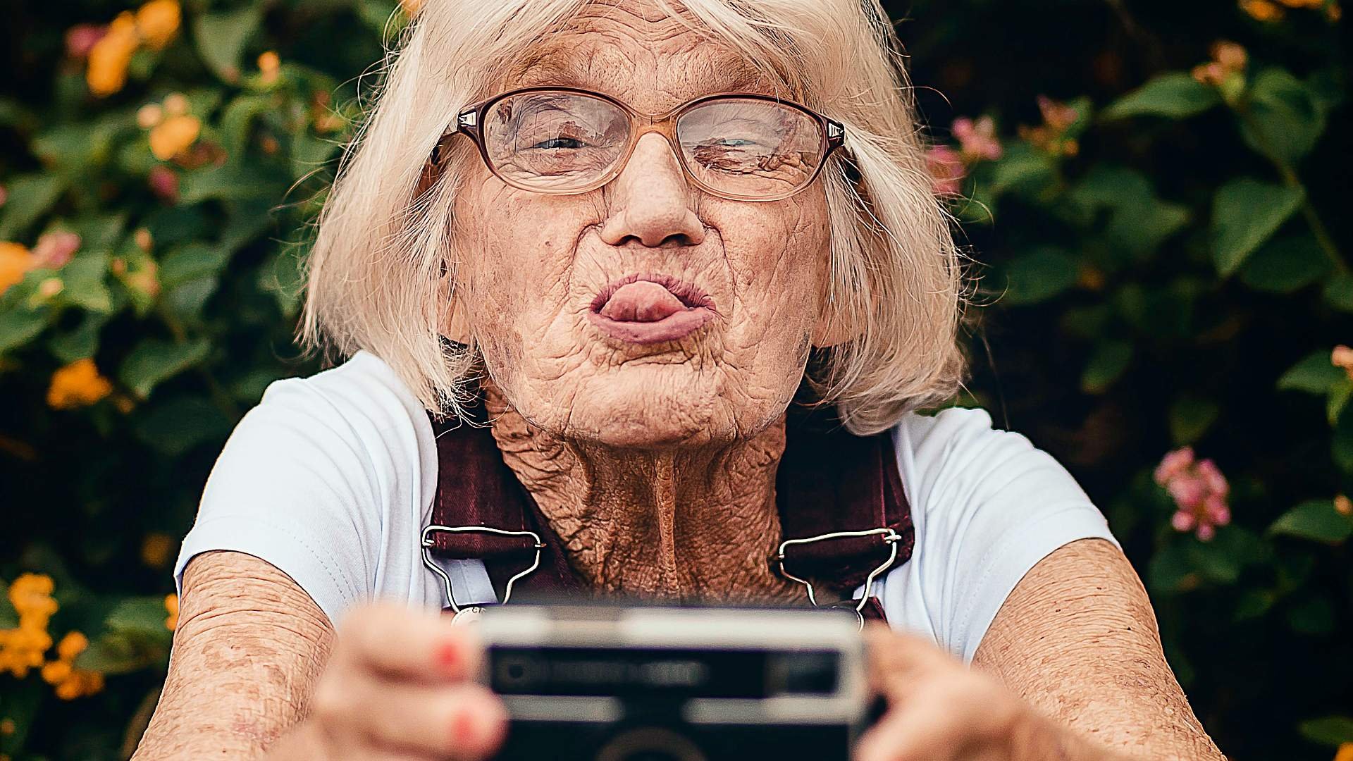 Фото бабки. Селфи старых женщин. Бабка 70 лет.