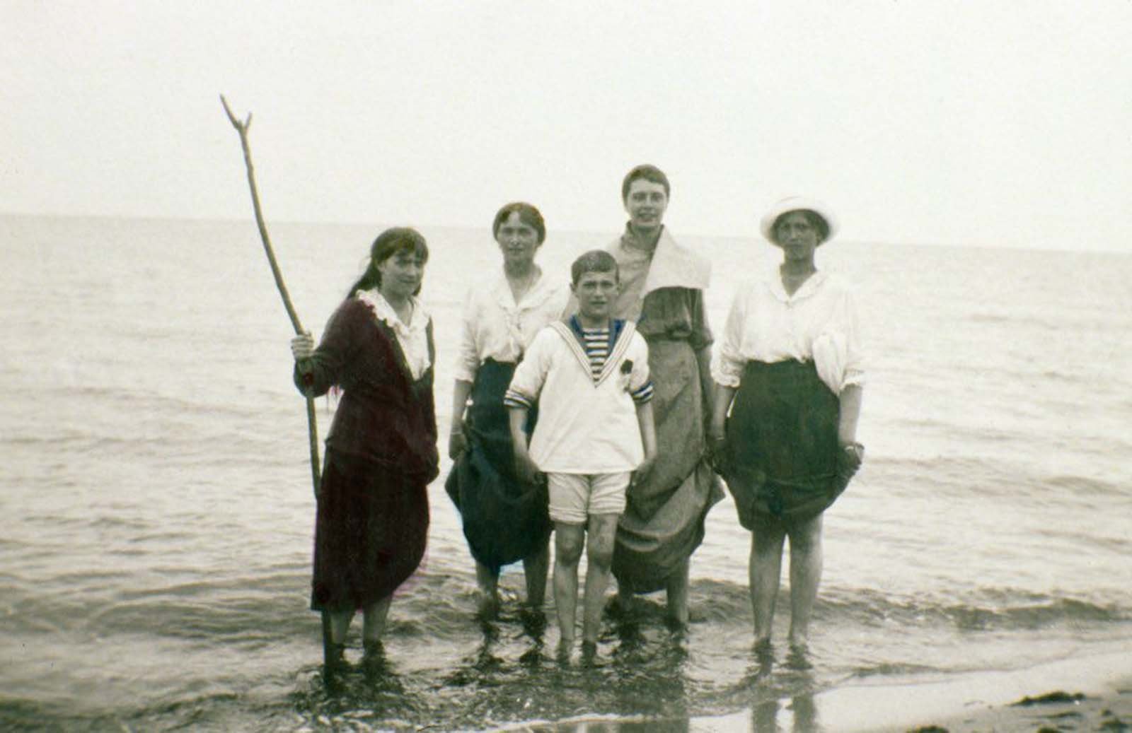 Николай 2 и семья на море