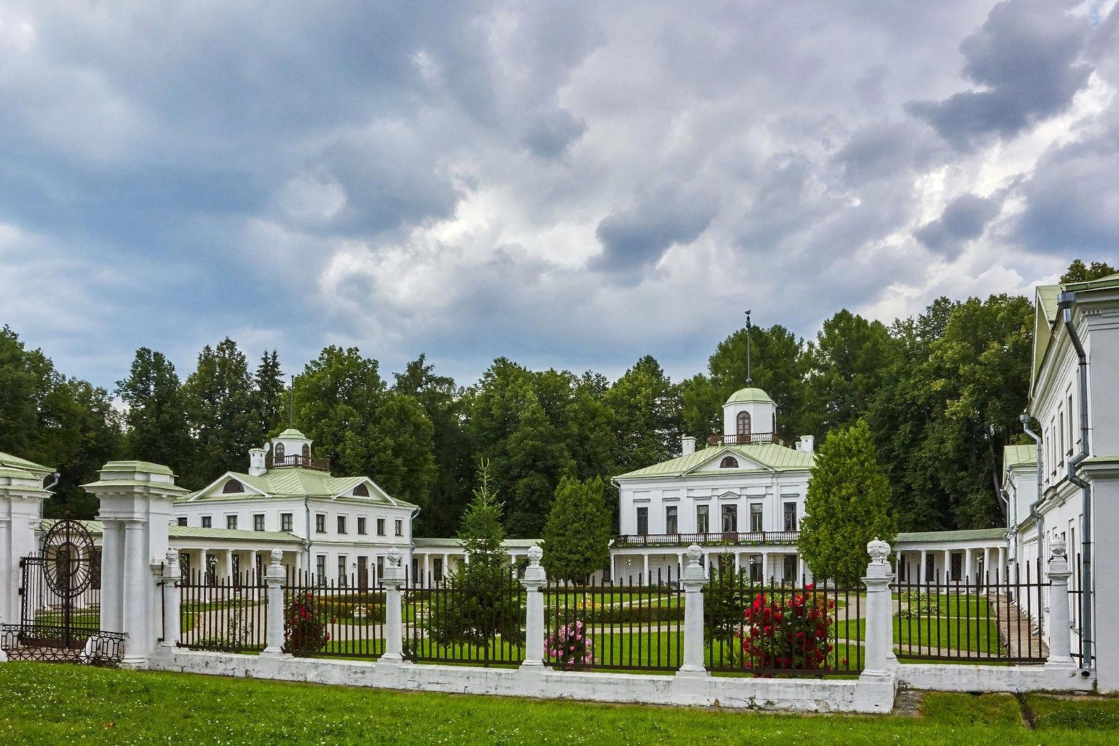 Усадьбы подмосковья фото