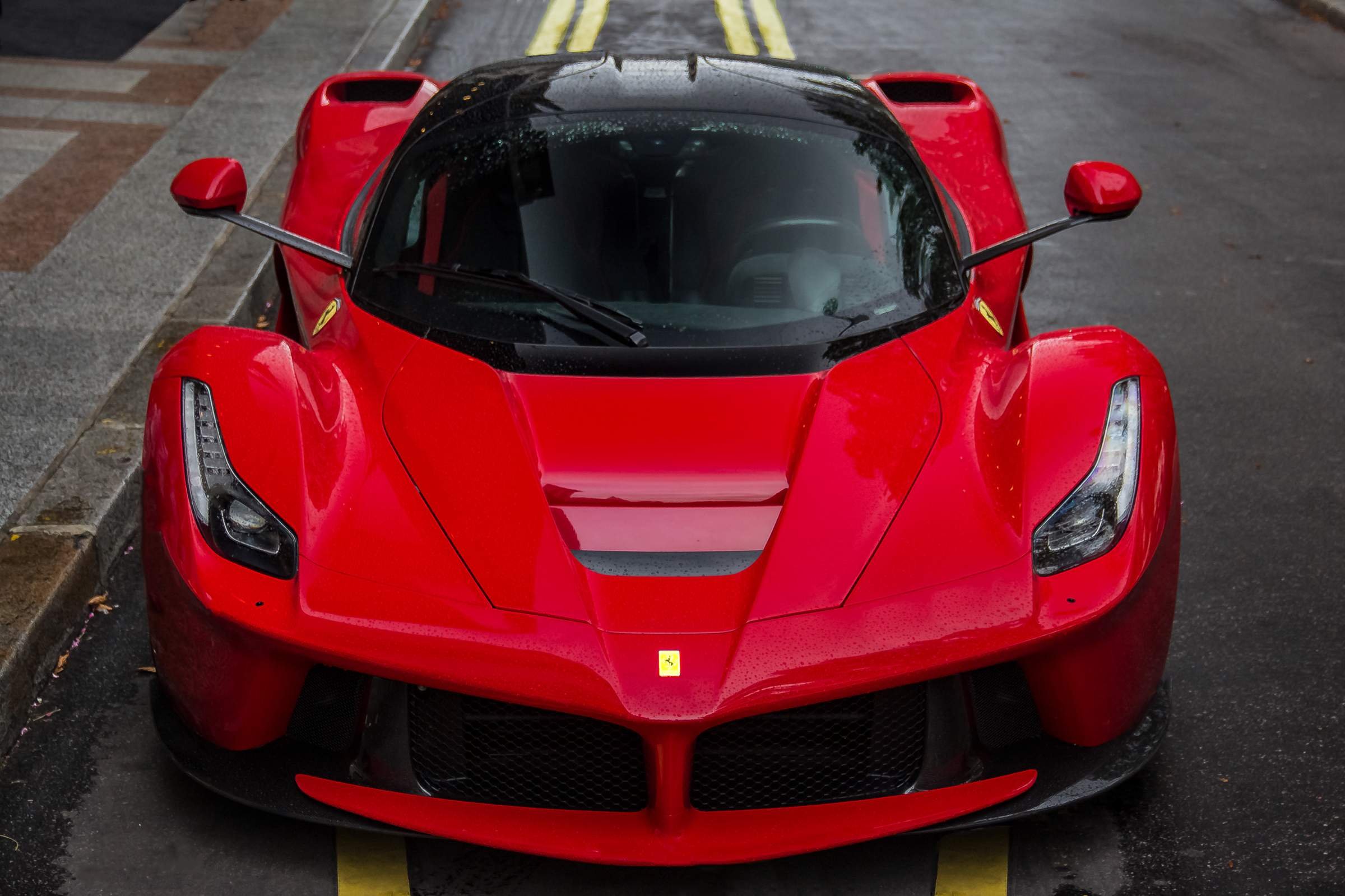 Супер крупно. Феррари ла Феррари Sport. Ferrari LAFERRARI 2016 Red. Ferrari LAFERRARI 1960. Ferrari la Ferrari 2088f.