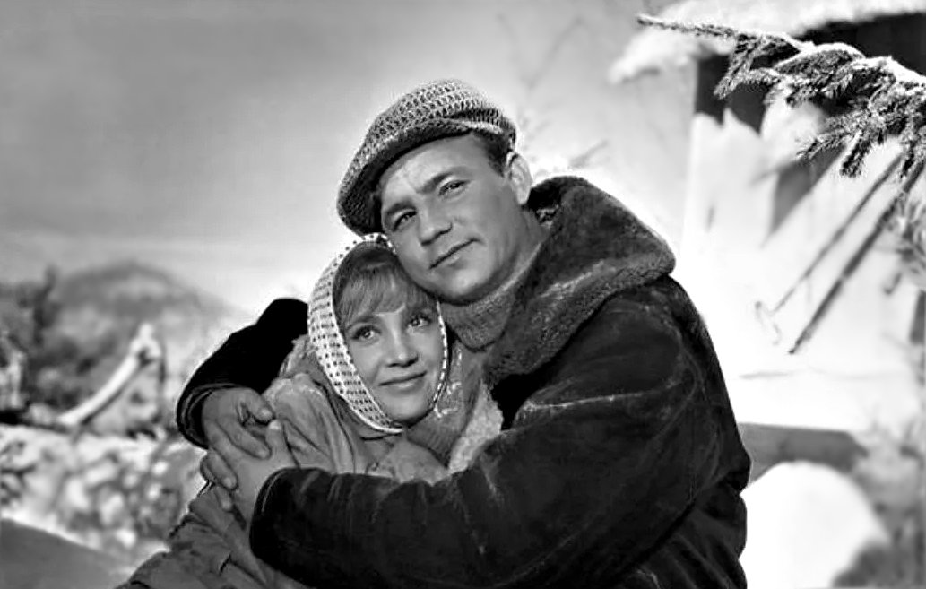 Старый девчат. Фильм девчата старый клен. Девчата фильм 1961 фильм девчата. Девчата рыбников и румянцева. Старый девчат.