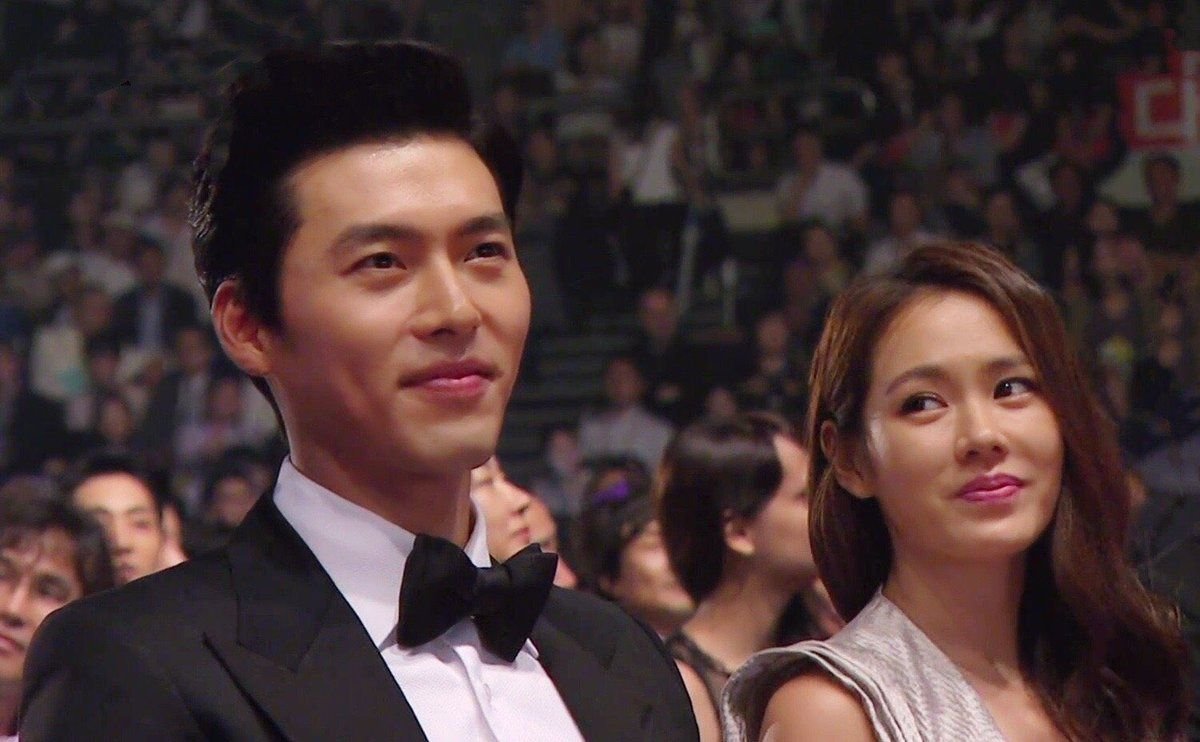 Ребенок хен бина. Хён Бин и сон йе Чжин. Hyun bin and son ye Jin. Хён Бина и сон йе Чжин.