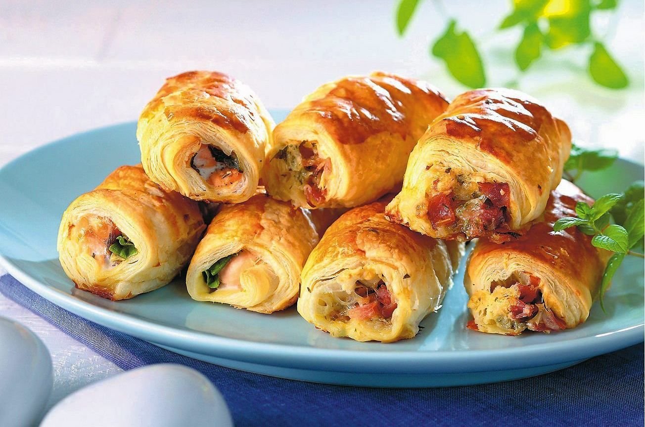 Рецепт рулетиков с капустой. Puff Pastry Roll. Пастри. Puff Pastry Curd Roll. Spanish savory Pastry.