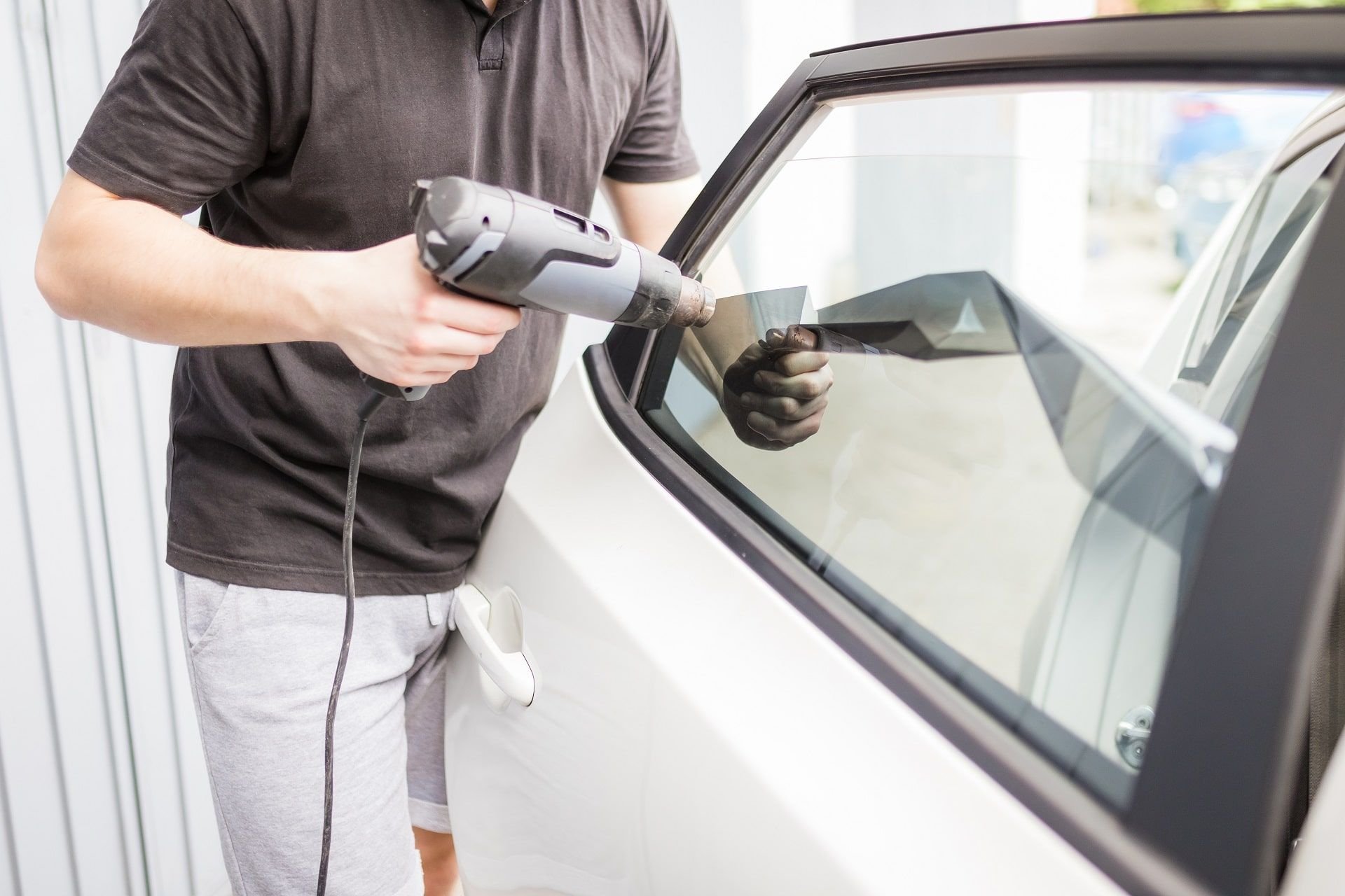 Удалить машину. Демонтаж стекла вес. Car Window with Gun. Removing the film from the car. Осмотр фена при покупке.